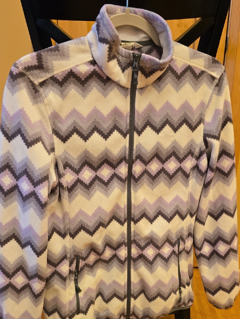 Women's Zip-Up Chevron Fleece Jacket - Lavender/Gray